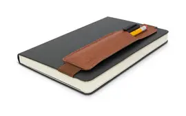 BOOKAROO PEN POUCH BROWN - PORTA LÁPICES MARRÓN