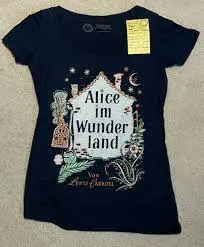 ALICE IN WONDERLAND T-SHIRT MEDIUM