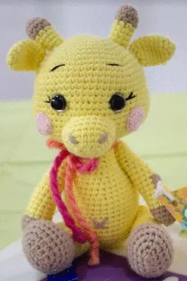 JIRAFA TEJIDO A MANO