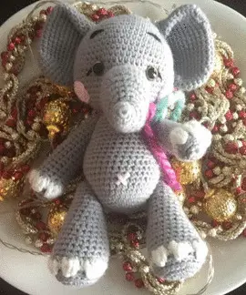 ELEFANTE TEJIDO A MANO DE 0 CM
