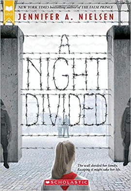 A NIGHT DIVIDED (SCHOLASTIC GOLD)
