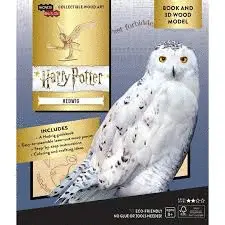 INCREDIBUILDS: HARRY POTTER: HEDWIG BOOK AND 3D WOOD MODEL