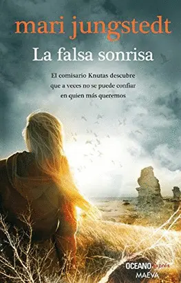 LA FALSA SONRISA (VERSIÓN HISPANOAMERICANA)