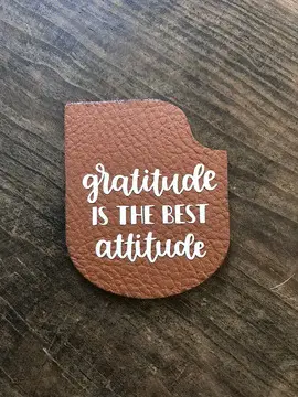 SEPARADOR DE CUERO -GRATITUDE