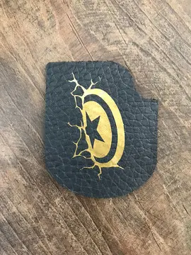 SEPARADOR DE CUERO - ESCUDO