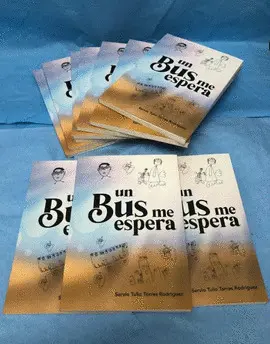 UN BUS ME ESPERA